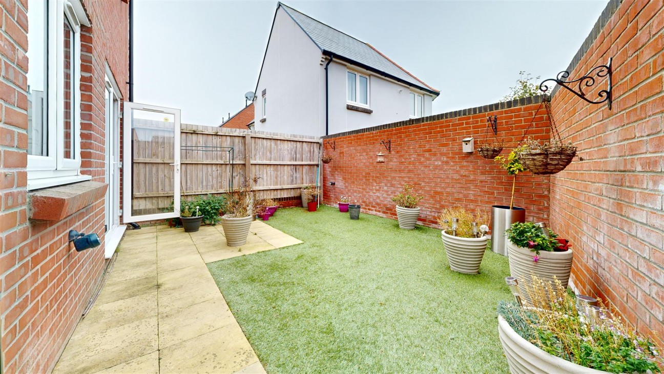 Davis Crescent, Weymouth DT4 0FG
