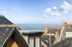 4 Seamist, Townsend Road