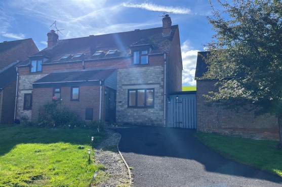 Butt Farm Close, Winterbourne Abbas, Dorchester