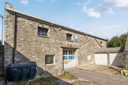 Greystone Garage, Outbuilding and Hardstanding