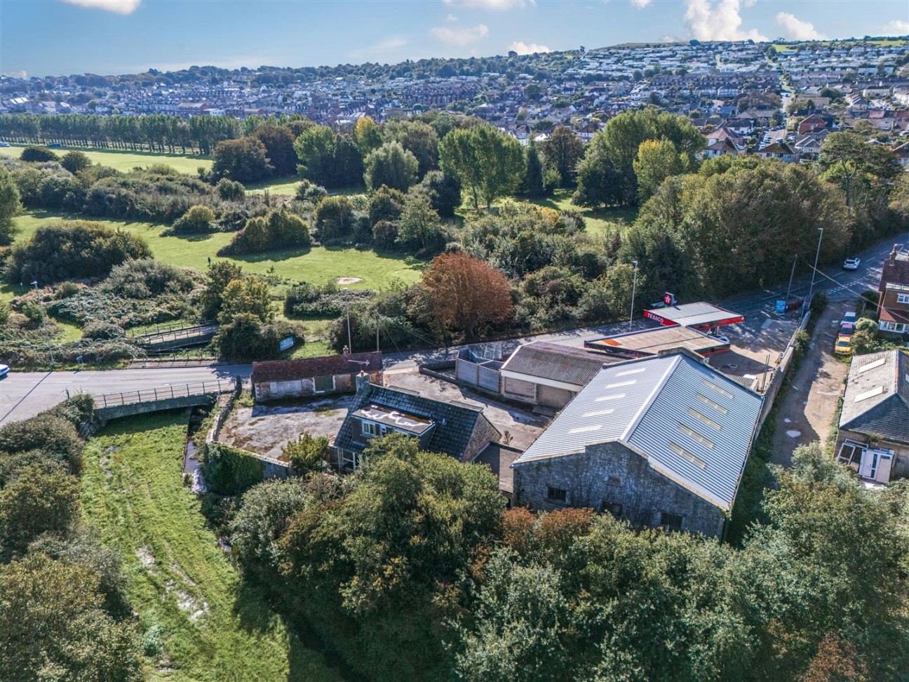 Greystone Garage, Outbuilding and Hardstanding