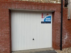 Garage E, Dukes Way, Axminster