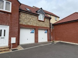Garage E, Dukes Way, Axminster