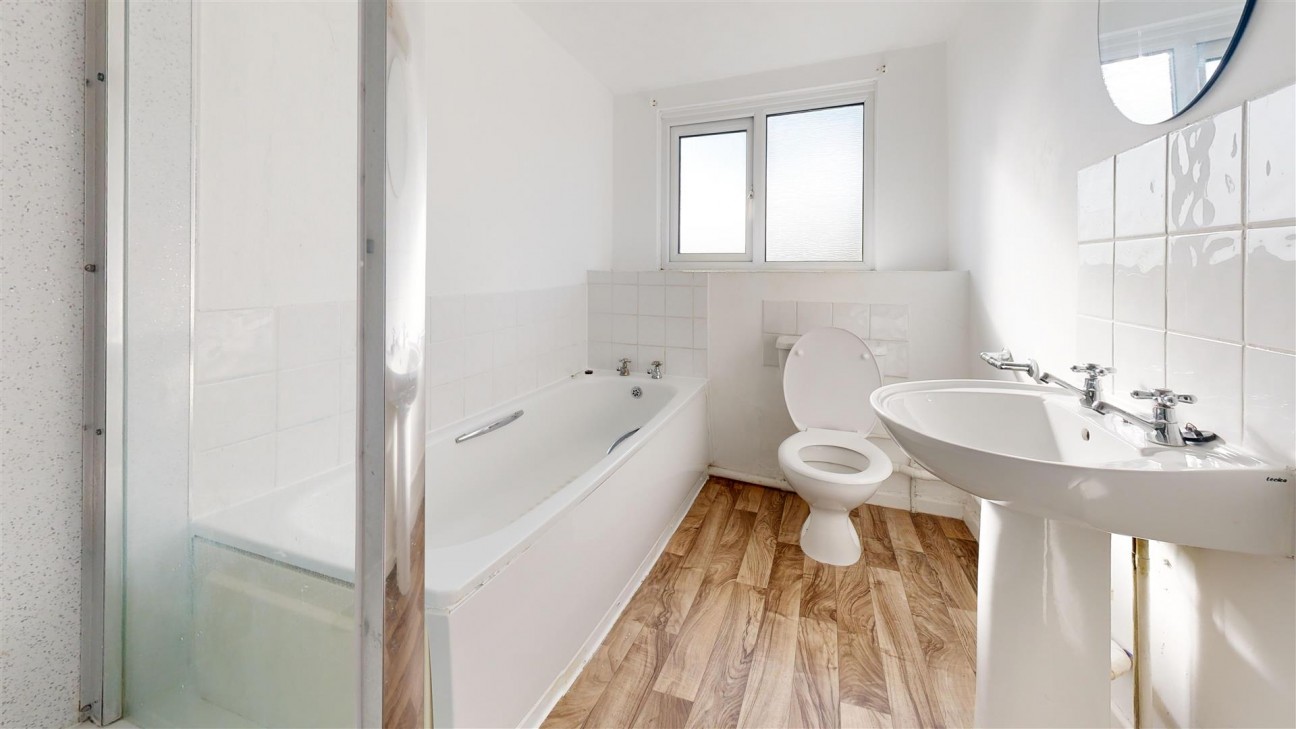 Weston Road, Portland