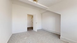 Weston Road, Portland