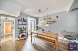 Victoria Place, Portland