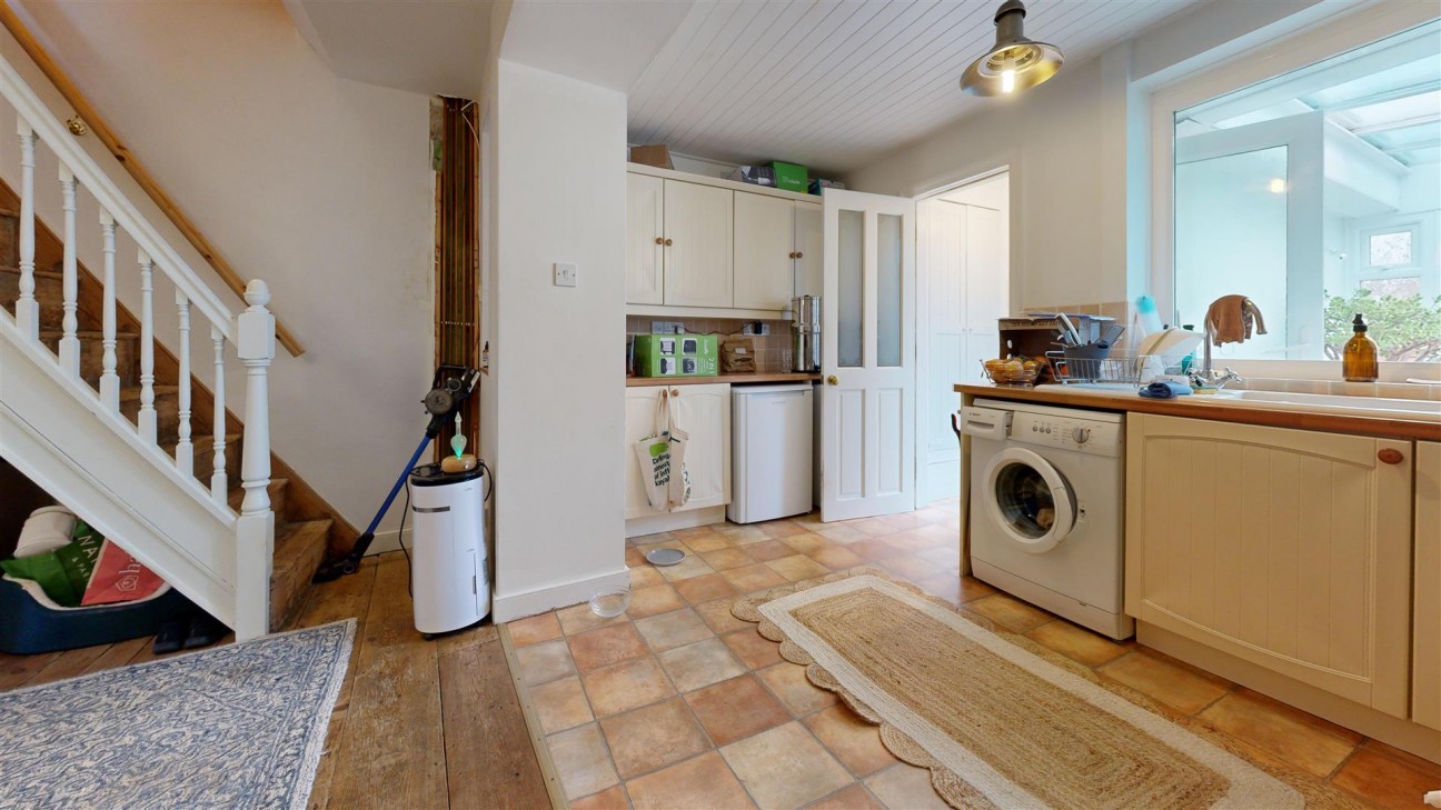 Grove Road, Portland