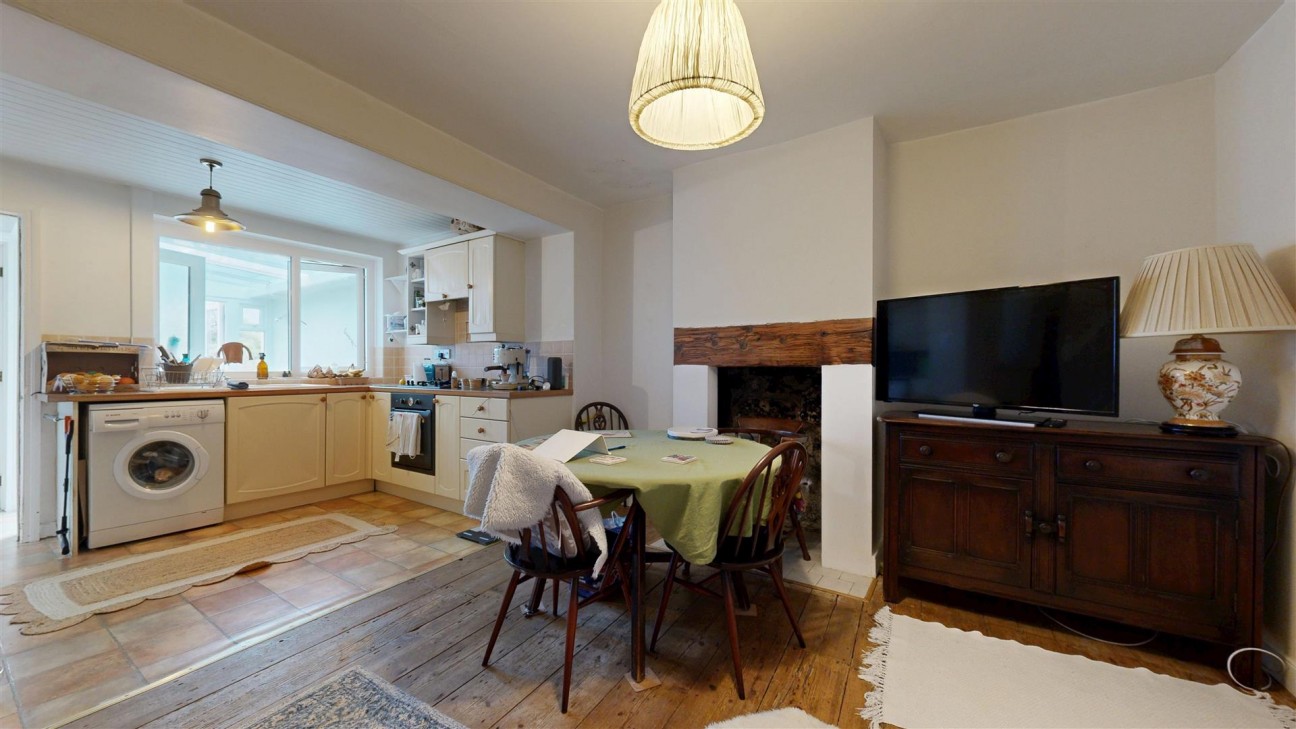 Grove Road, Portland