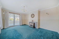 Clarence Close, Portland