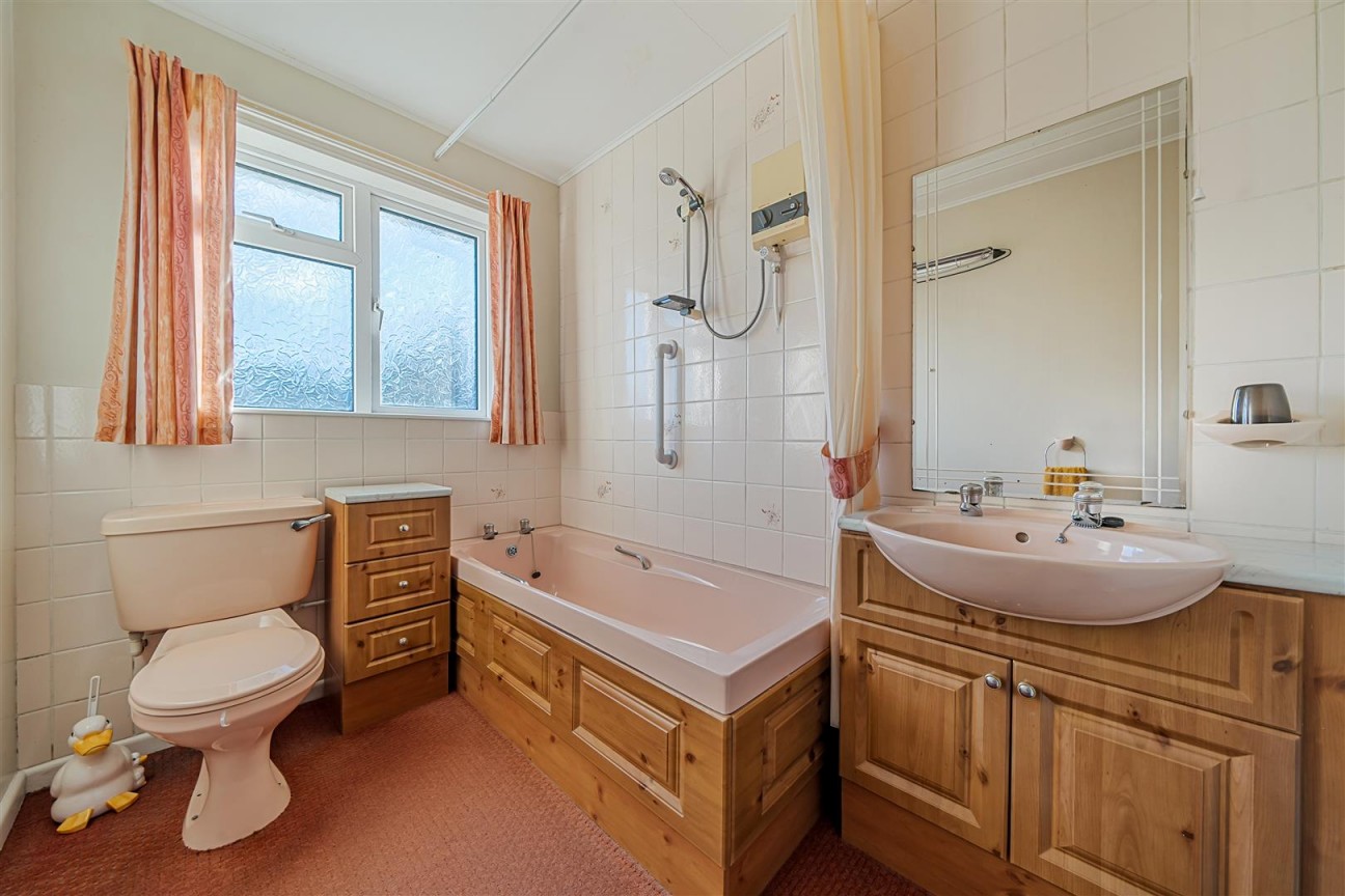 Clarence Close, Portland