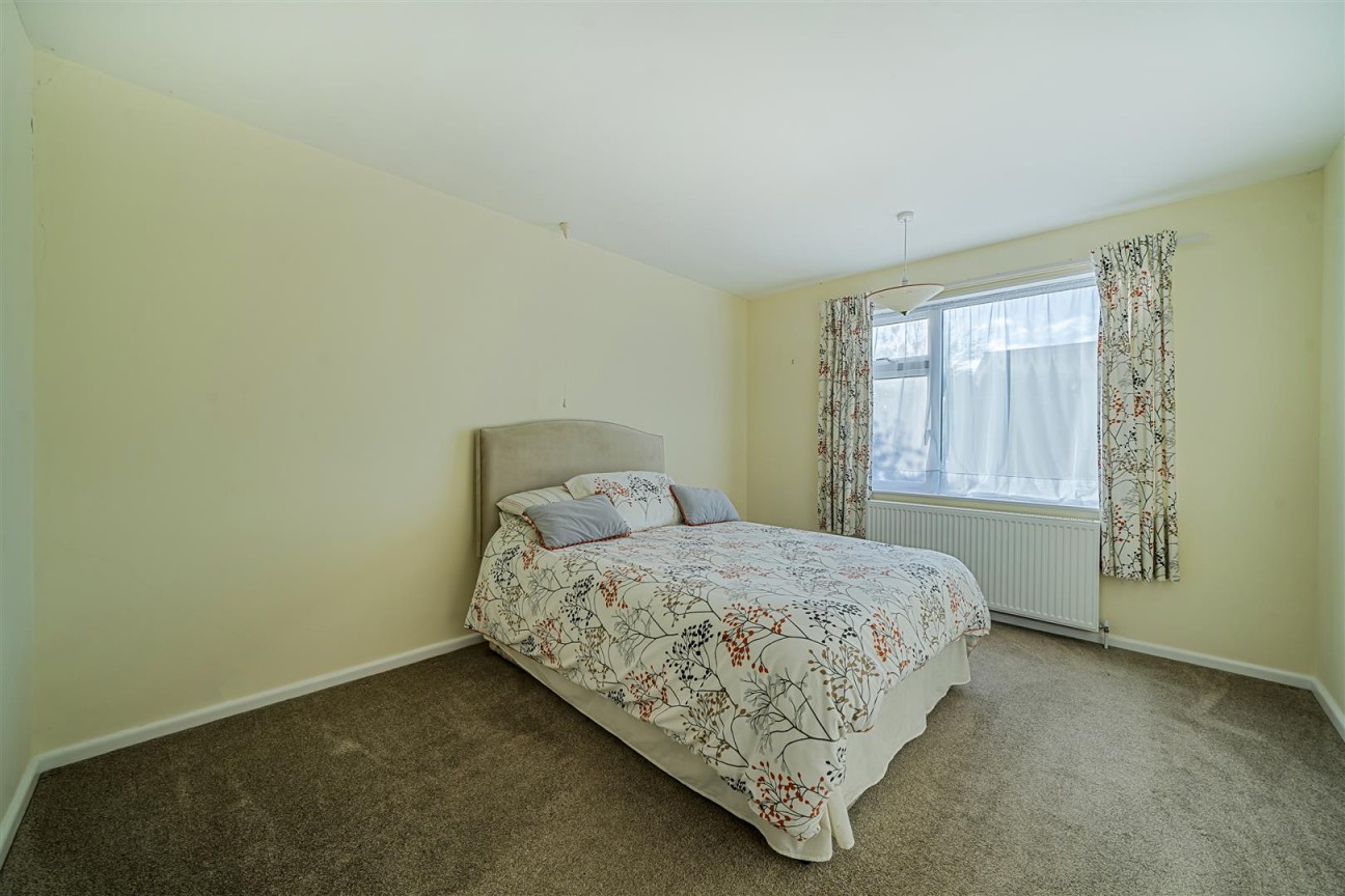 Clarence Close, Portland