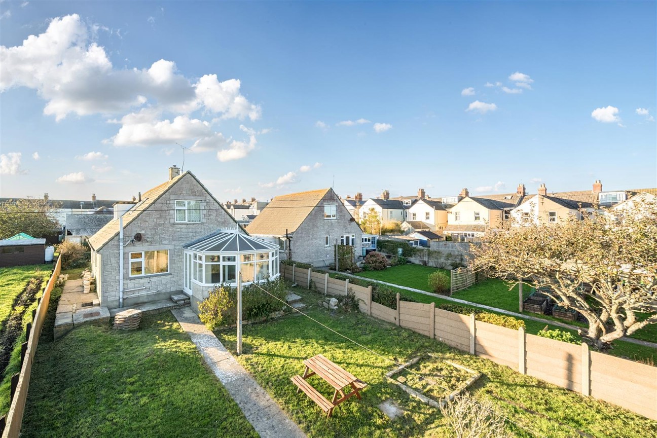 Clarence Close, Portland