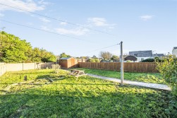 Clarence Close, Portland