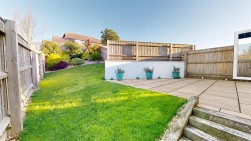 Miles Gardens, Weymouth