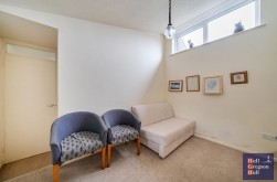 Breston Close, Portland