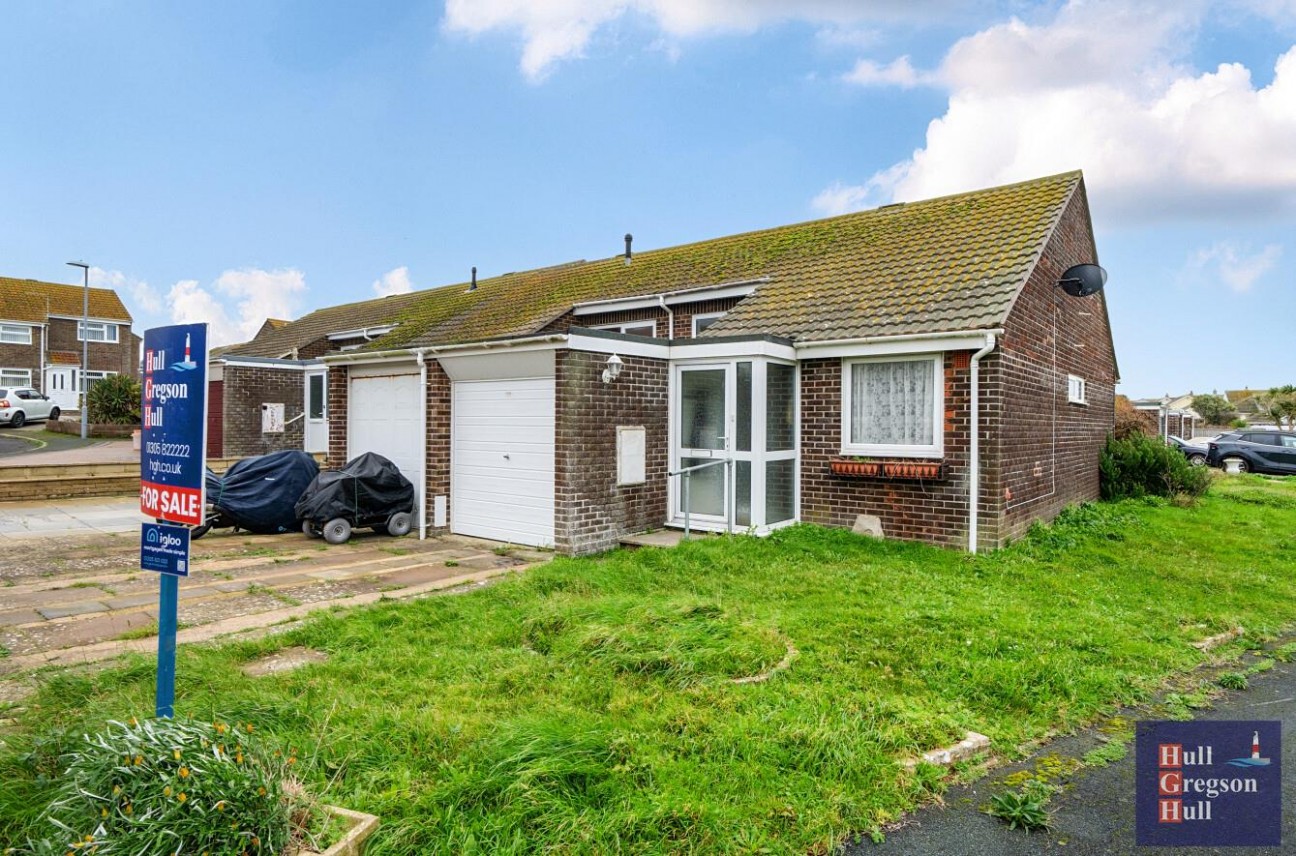 Breston Close, Portland