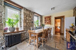 Albion Crescent, Portland