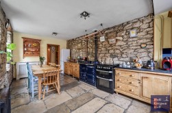 Albion Crescent, Portland