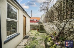 Albion Crescent, Portland