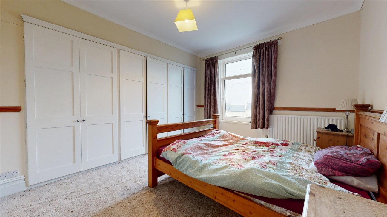 Weston Road, Portland