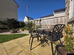 Kingbarrow Drive, The Windmills, Easton, Portland