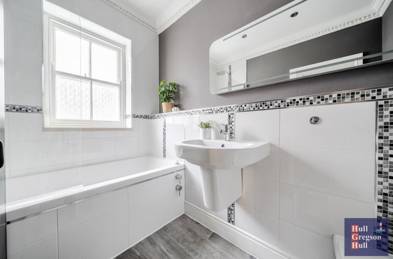 Moorfield Road, Portland