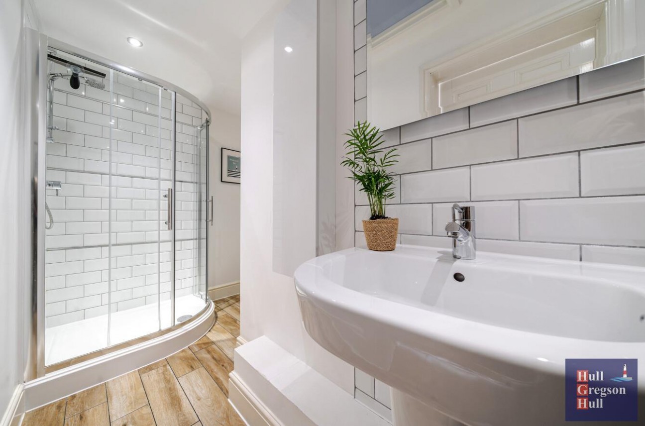 Moorfield Road, Portland