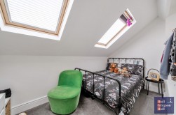 Moorfield Road, Portland