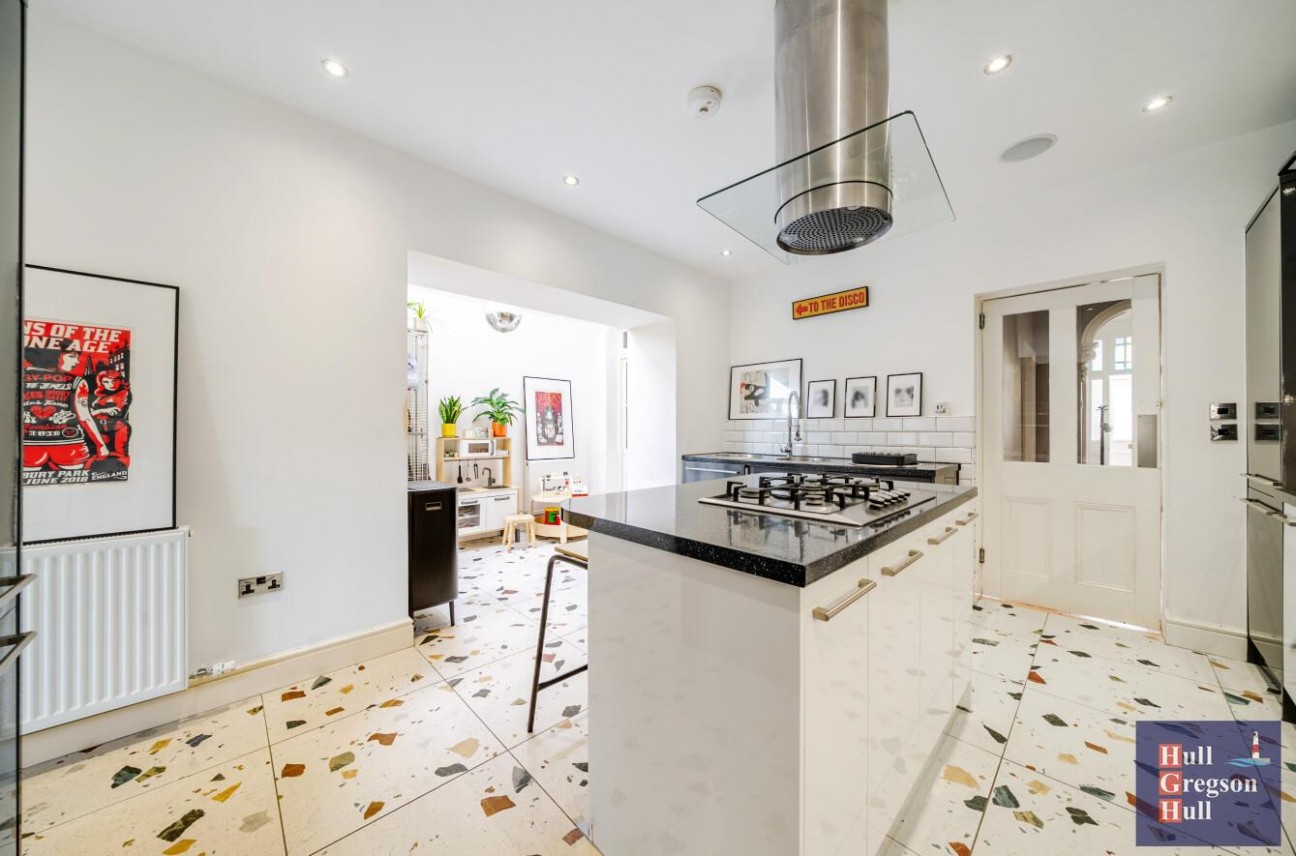 Moorfield Road, Portland