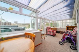 Tobys Close, Portland