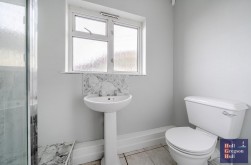 Tillycombe Road, Portland