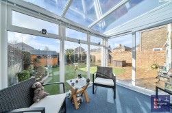 Grove Road, Portland