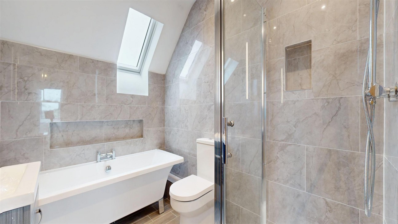 45b Wakeham, Portland