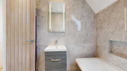 45b Wakeham, Portland