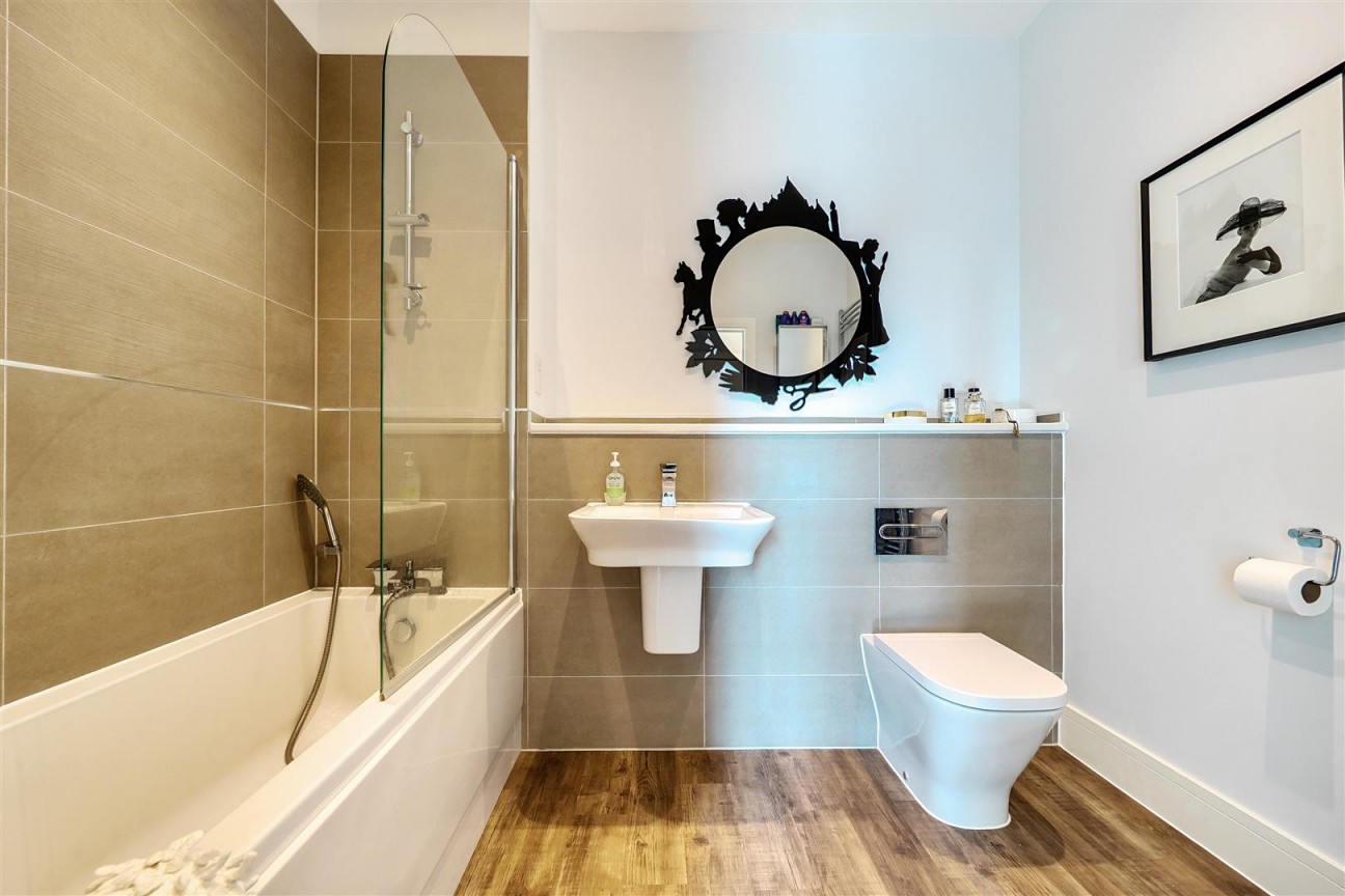 14 Crown Gate, Poundbury