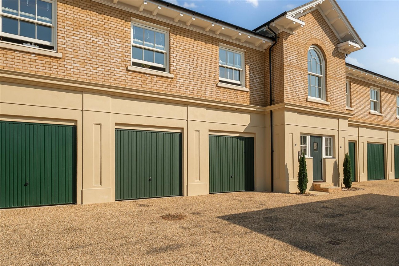 14 Crown Gate, Poundbury