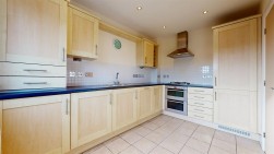 5 Ricketts Close, Weymouth