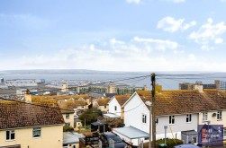 Harbour View Road, Portland