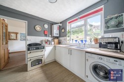 Harbour View Road, Portland