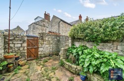 Clovens Road, Portland