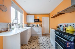 Victoria Place, Portland