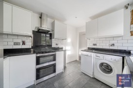 Coronation Road, Portland