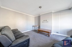 Coronation Road, Portland