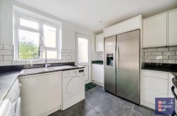 Coronation Road, Portland