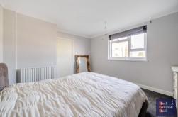 Coronation Road, Portland