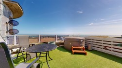 Penthouse Apartment, Maritime House, Portland