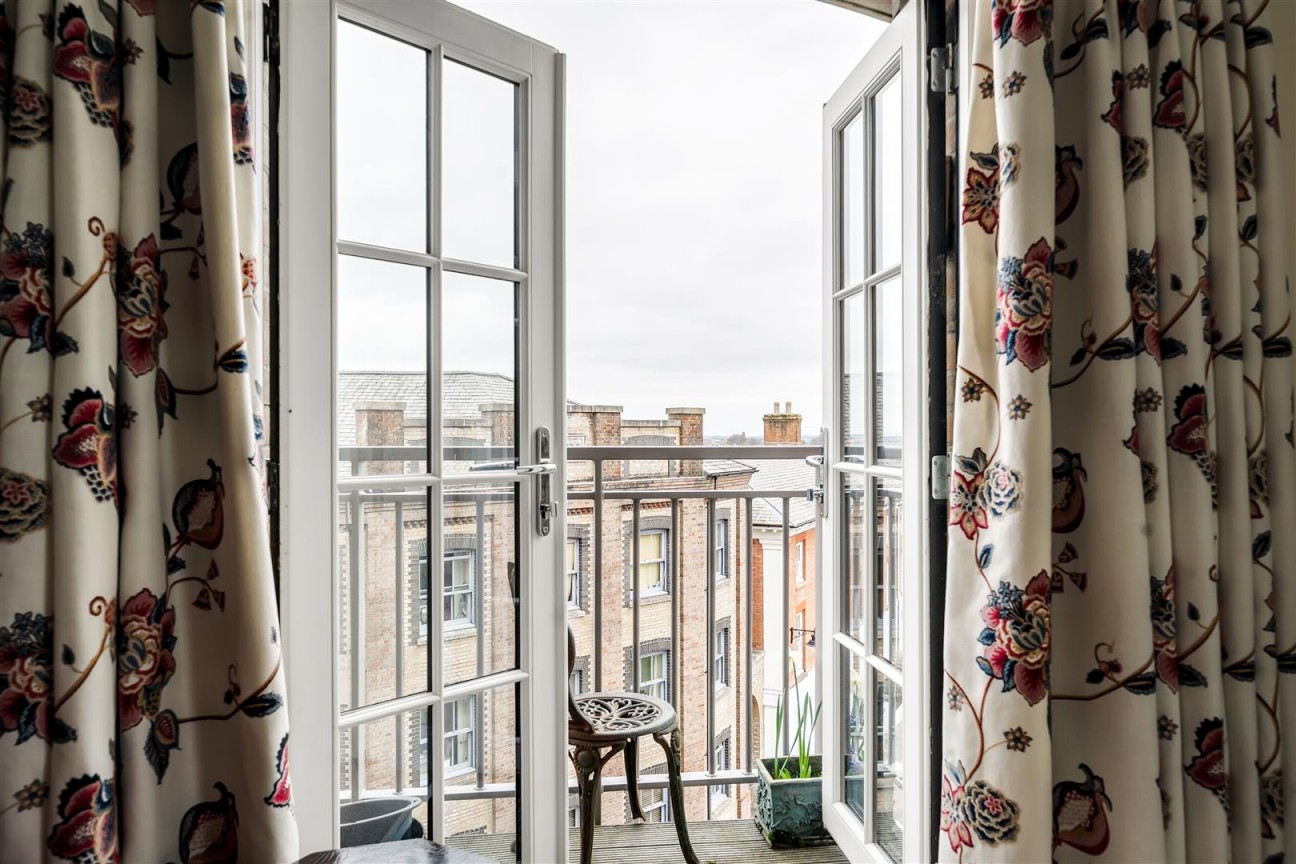 Bowes Lyon Court, Poundbury, Dorchester