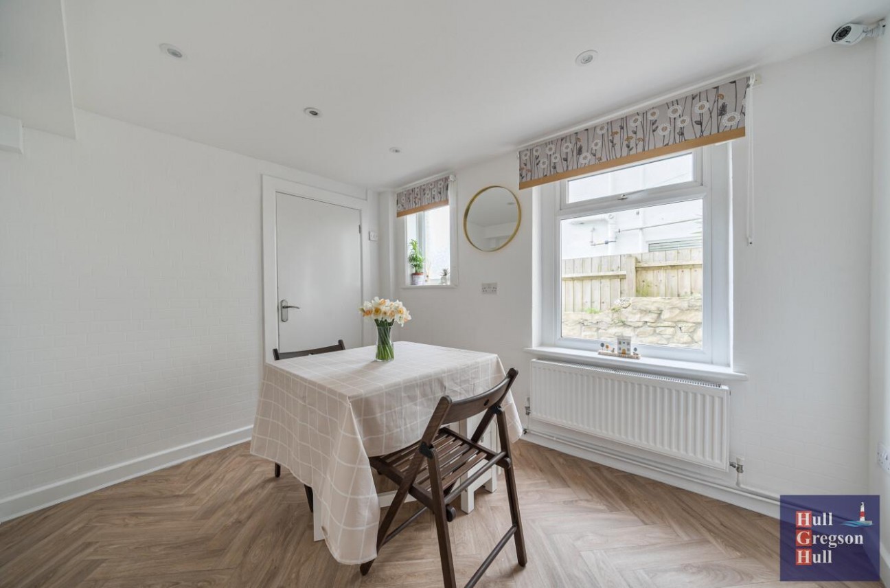 Victoria Road, Portland