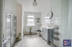 Victoria Road, Portland