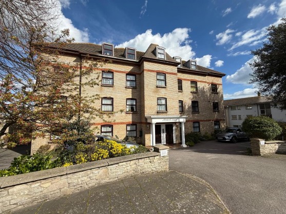 2 Rodwell Lodge, Rodwell Road, Weymouth DT4 8QT